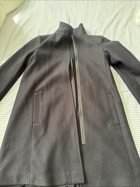 Classic Black Wool-Blend Zip Coat